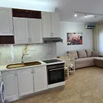 Eja's גולם