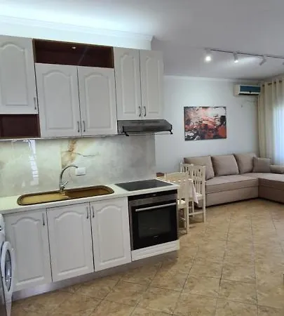 Eja's Golem (Tirana)